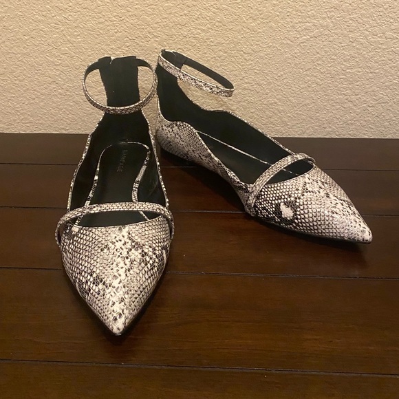 New Rampage Blakely Flats - Picture 3 of 6